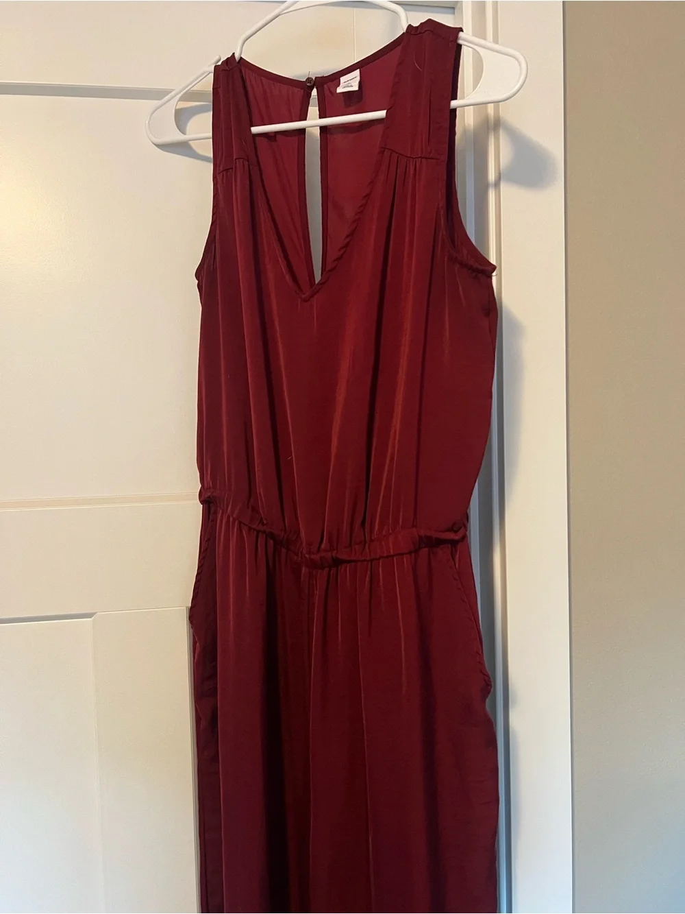 Old Navy Burgundy Sleeveless V-Neck Jumpsuit - Picture 2 of 6